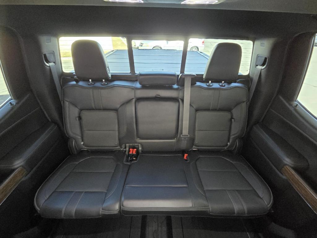 used 2021 Chevrolet Silverado 1500 car, priced at $44,642