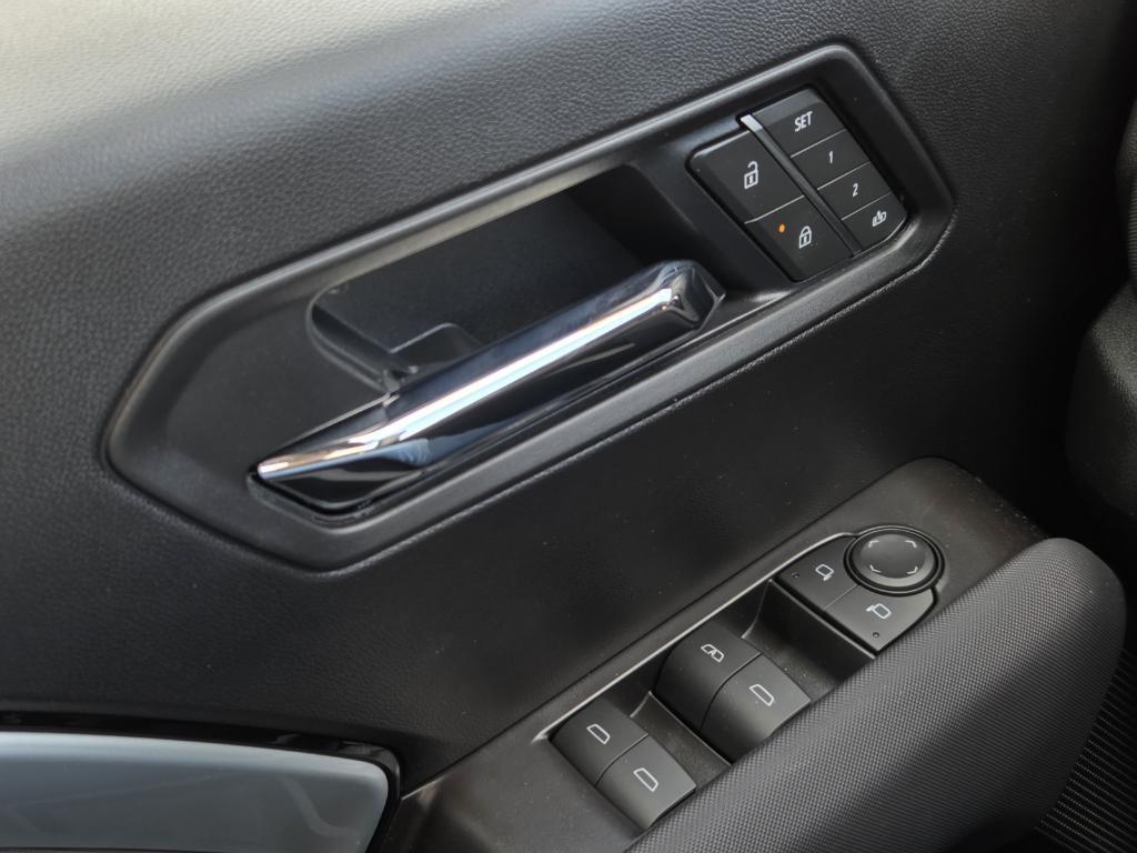 new 2026 Chevrolet Colorado car, priced at $48,915