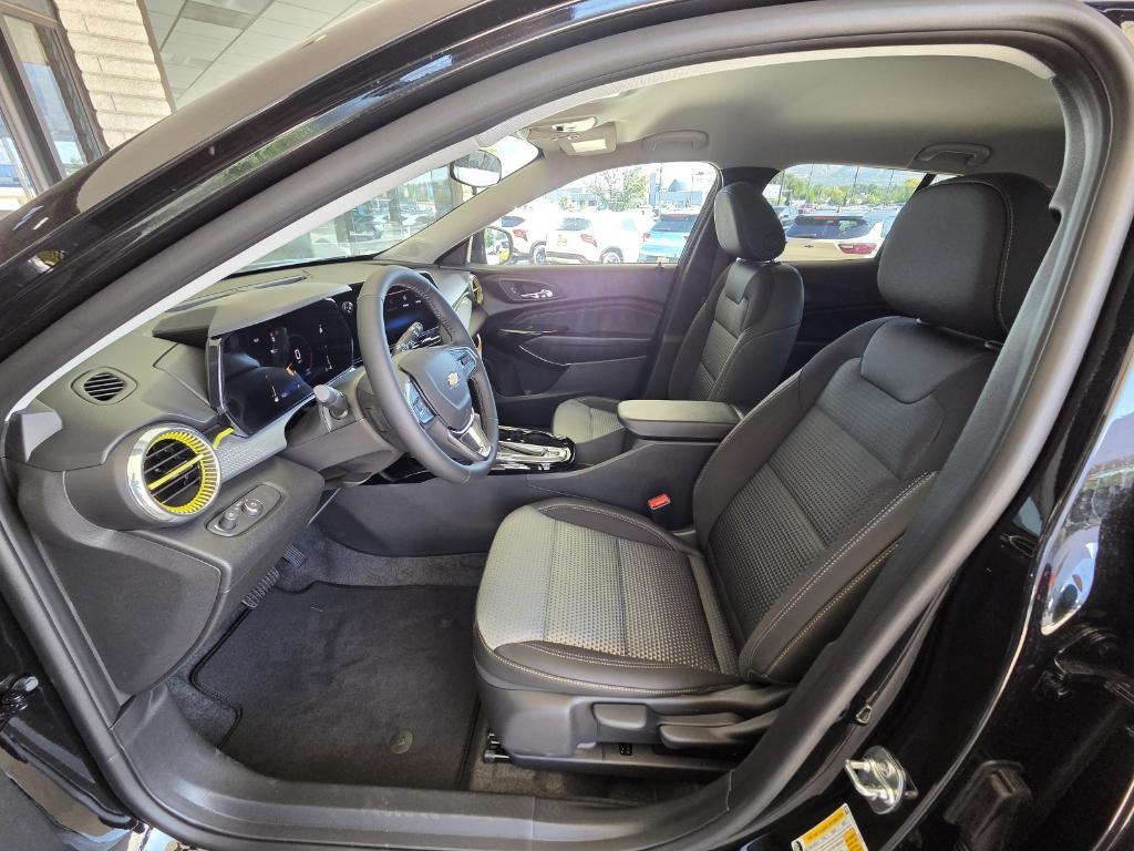 new 2026 Chevrolet Trax car, priced at $25,385