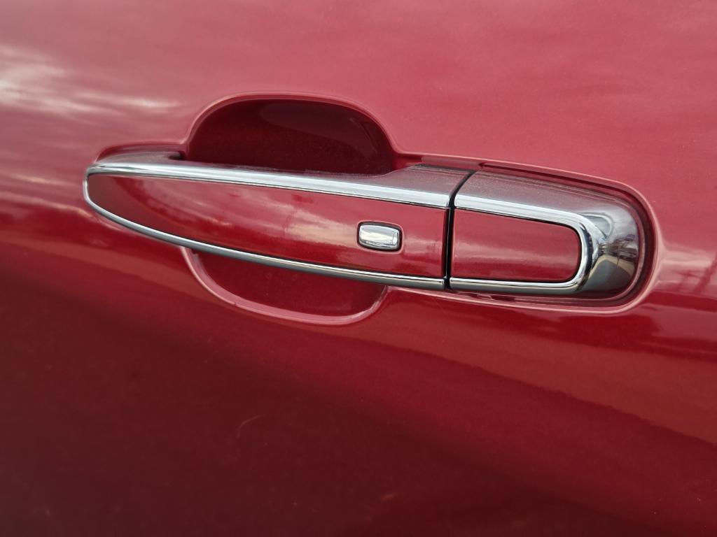 used 2018 Chevrolet Equinox car, priced at $17,881