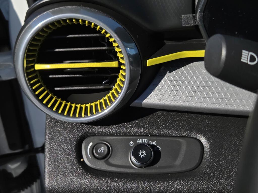 used 2024 Chevrolet Trax car, priced at $21,991