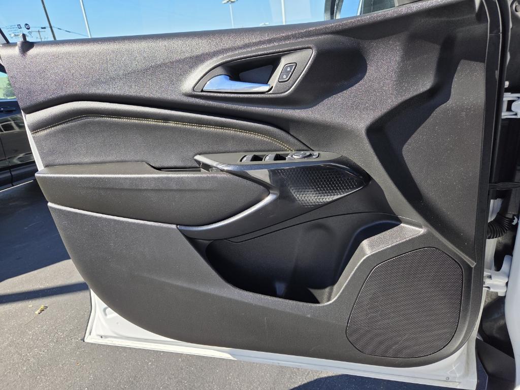 used 2024 Chevrolet Trax car, priced at $21,991