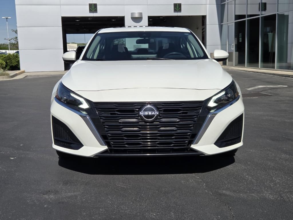 used 2023 Nissan Altima car, priced at $25,881
