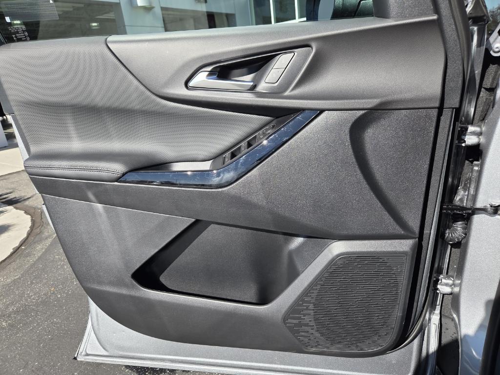 new 2026 Chevrolet Equinox car, priced at $34,035