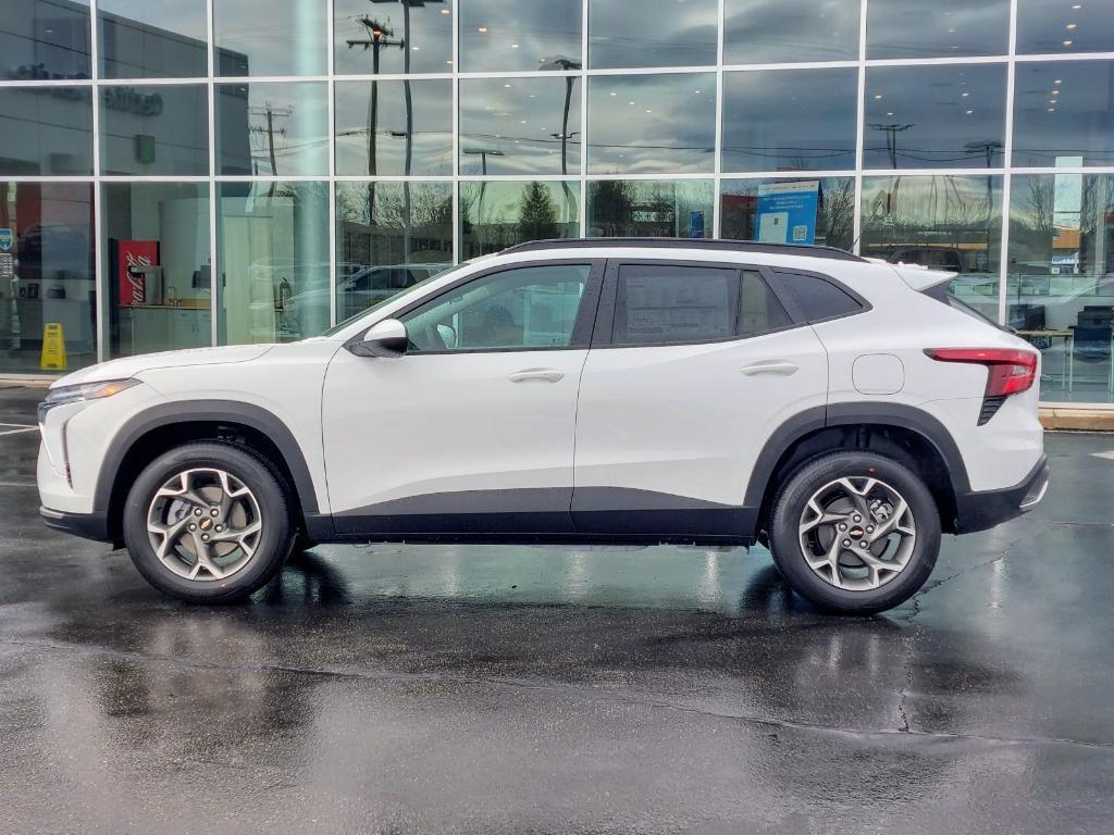 new 2025 Chevrolet Trax car, priced at $24,844