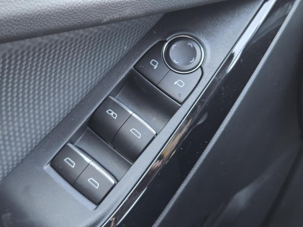 new 2026 Chevrolet Equinox car, priced at $37,895