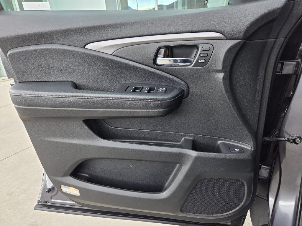 used 2022 Honda Ridgeline car, priced at $28,721