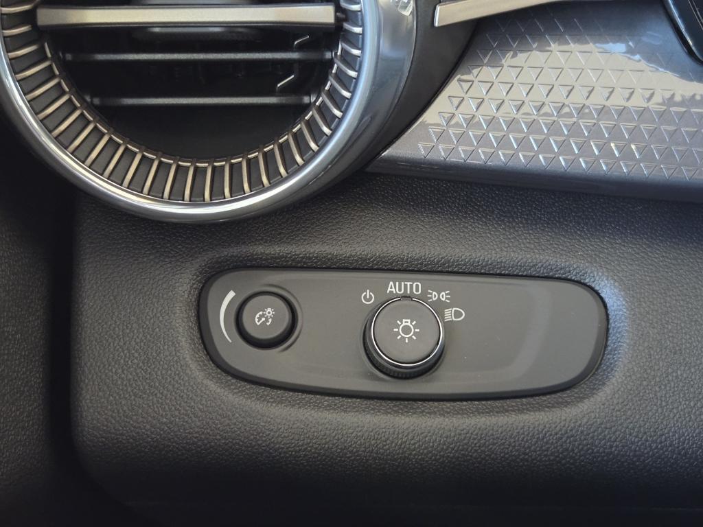 new 2026 Chevrolet Trax car, priced at $28,385