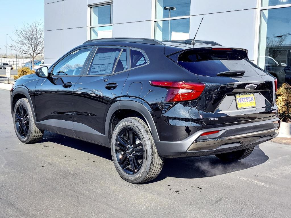 new 2025 Chevrolet Trax car, priced at $26,590