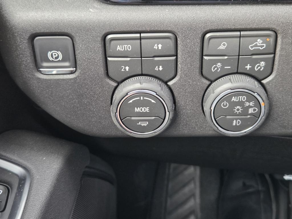 new 2026 Chevrolet Silverado 3500 car, priced at $80,275