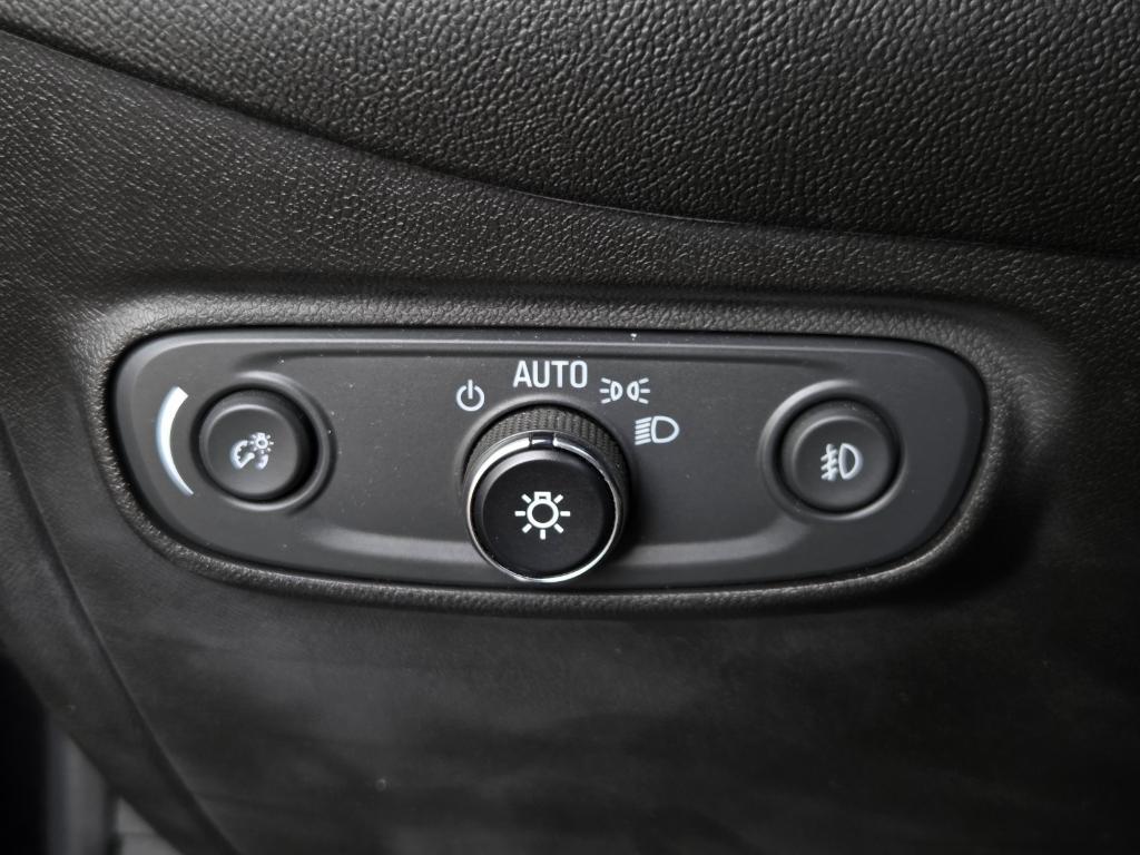 used 2022 Chevrolet Equinox car, priced at $27,881