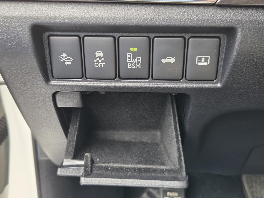 used 2018 Toyota Avalon car, priced at $24,981