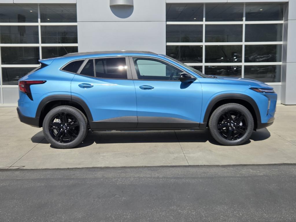 new 2025 Chevrolet Trax car, priced at $26,290