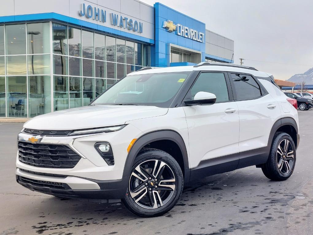 new 2025 Chevrolet TrailBlazer car, priced at $30,480