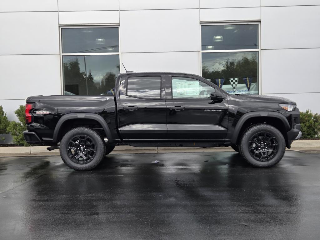 new 2026 Chevrolet Colorado car, priced at $46,395