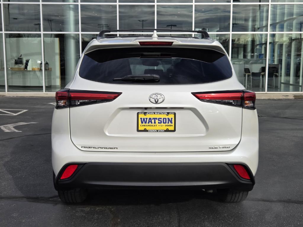 used 2020 Toyota Highlander car, priced at $26,981