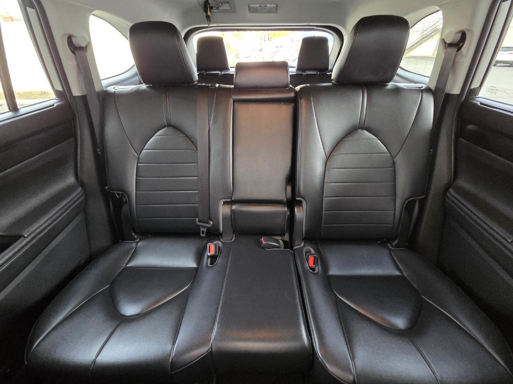 used 2020 Toyota Highlander car, priced at $26,981