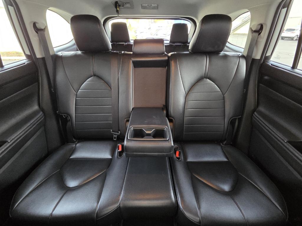 used 2020 Toyota Highlander car, priced at $26,981