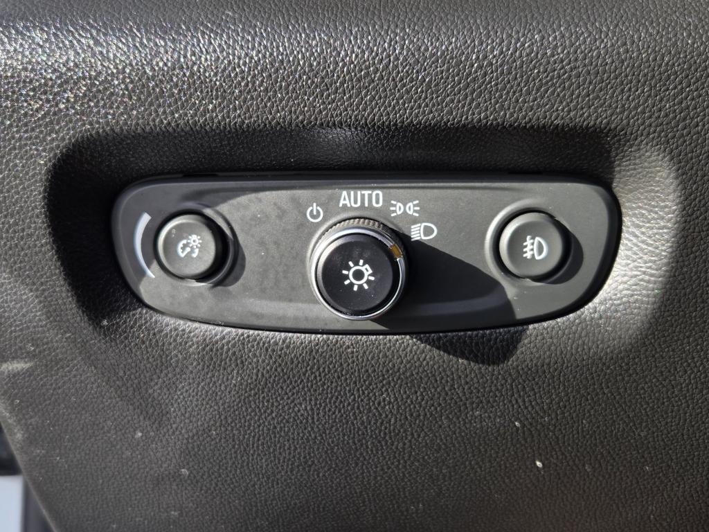 used 2019 Chevrolet Traverse car, priced at $24,881