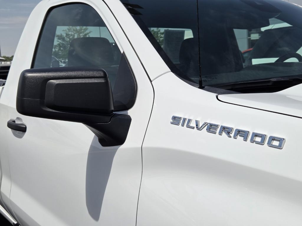 used 2024 Chevrolet Silverado 1500 car, priced at $28,881