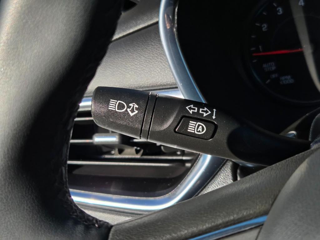 used 2023 Chevrolet Equinox car, priced at $22,621