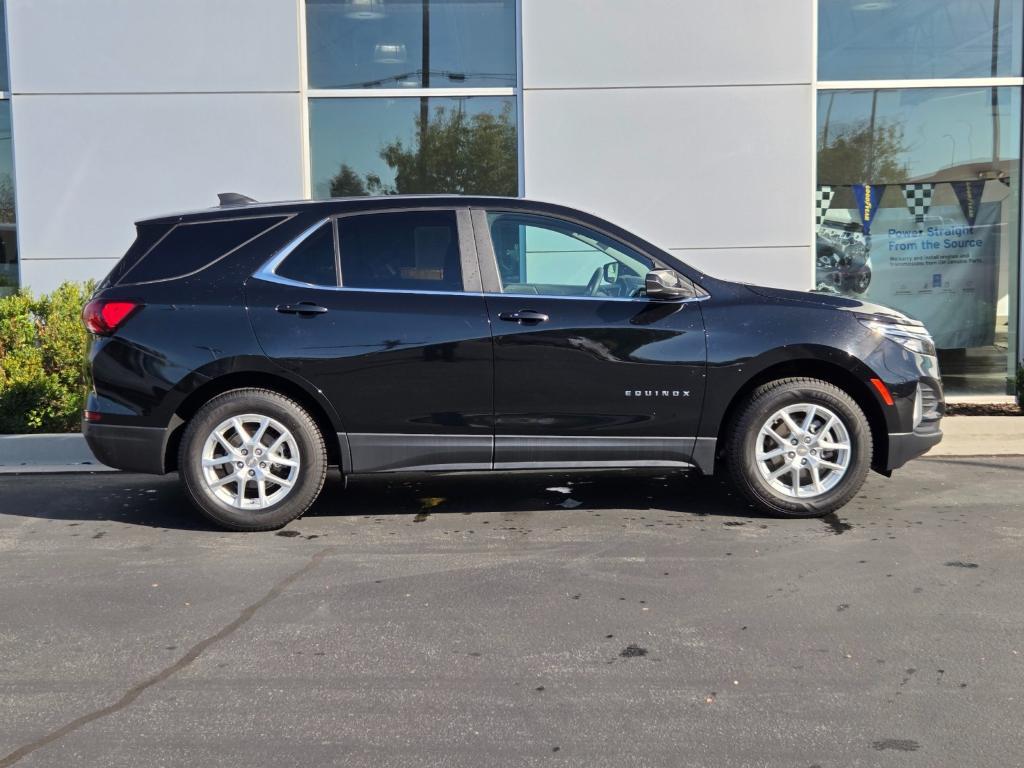 used 2023 Chevrolet Equinox car, priced at $22,621