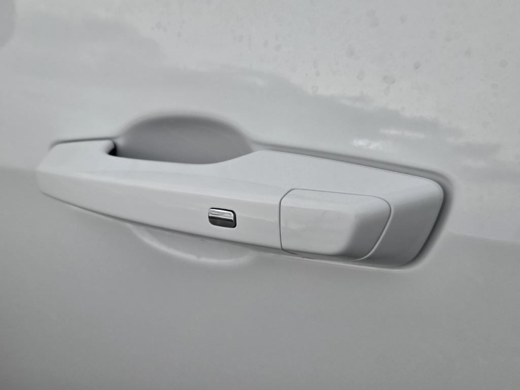 new 2026 Chevrolet Equinox car, priced at $34,035