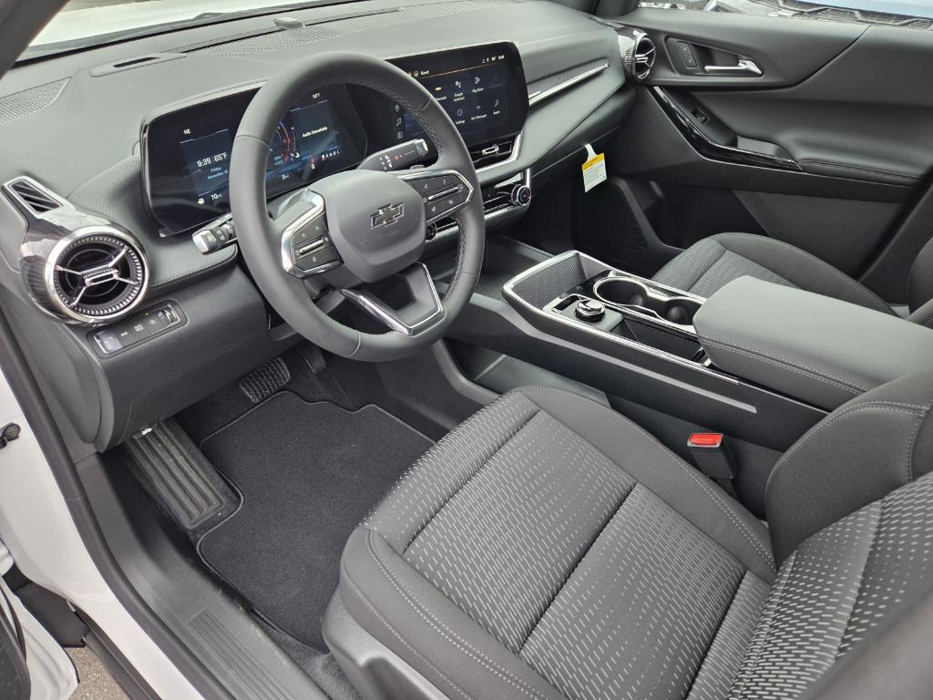 new 2026 Chevrolet Equinox car, priced at $34,035