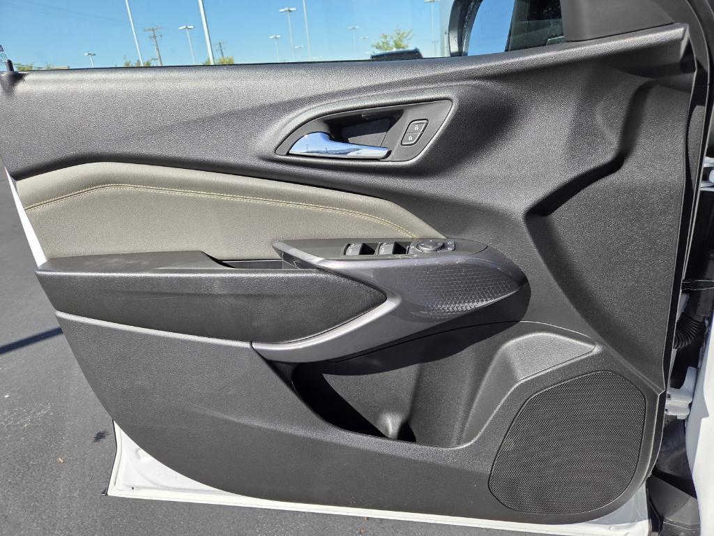 new 2026 Chevrolet Trax car, priced at $26,695