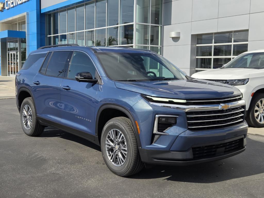 new 2025 Chevrolet Traverse car, priced at $44,695
