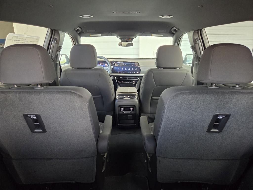 new 2025 Chevrolet Traverse car, priced at $44,695