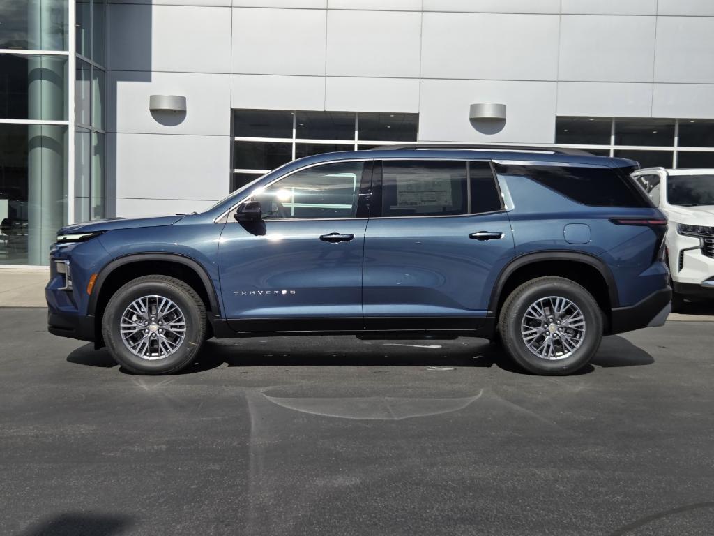 new 2025 Chevrolet Traverse car, priced at $44,695