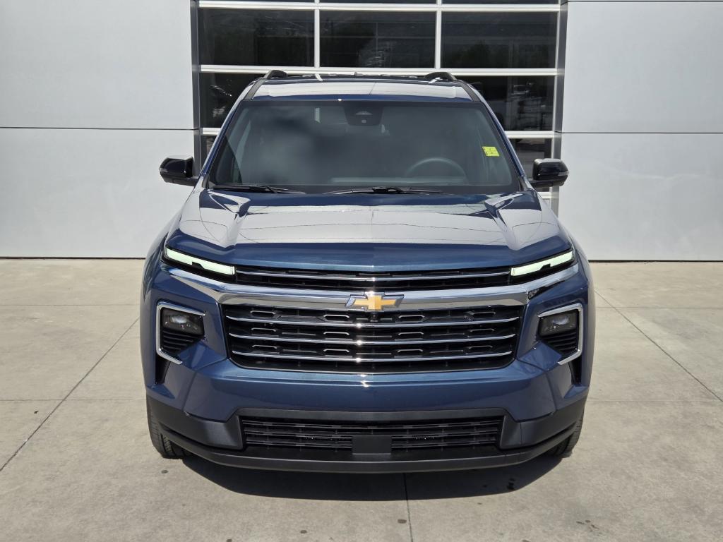 new 2025 Chevrolet Traverse car, priced at $44,695