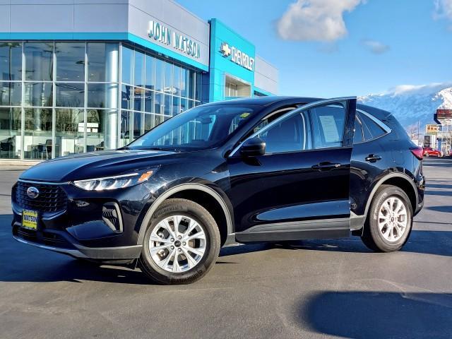 used 2023 Ford Escape car, priced at $25,652