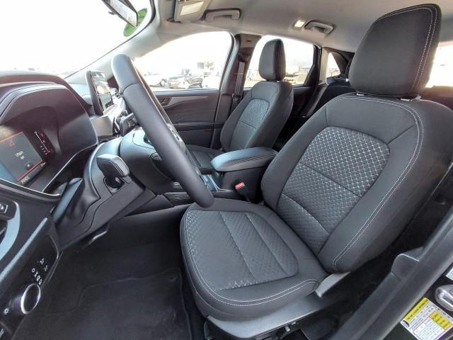 used 2023 Ford Escape car, priced at $25,652