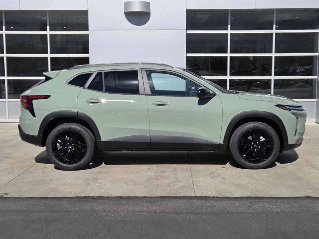 new 2025 Chevrolet Trax car, priced at $25,895