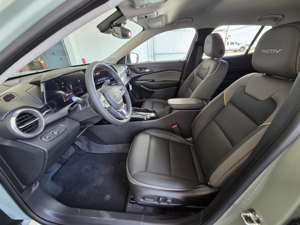 new 2025 Chevrolet Trax car, priced at $25,895