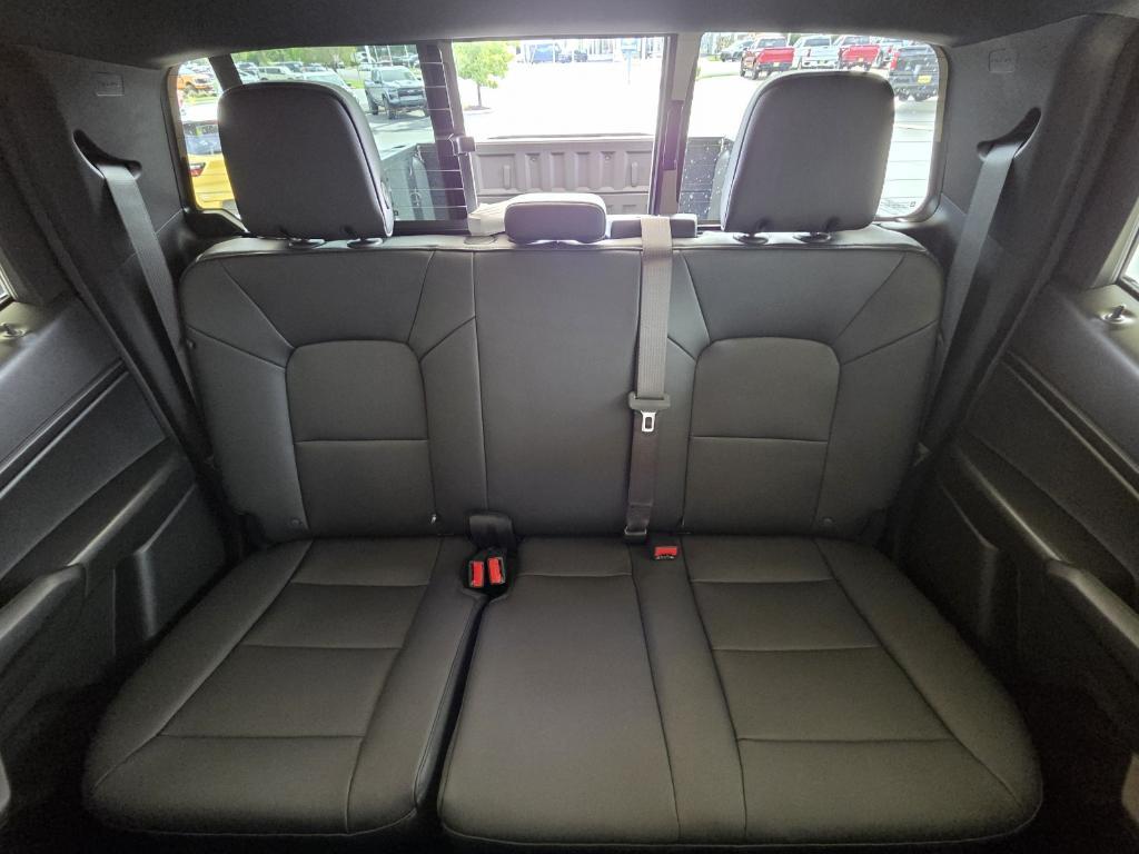 new 2026 Chevrolet Colorado car, priced at $45,615