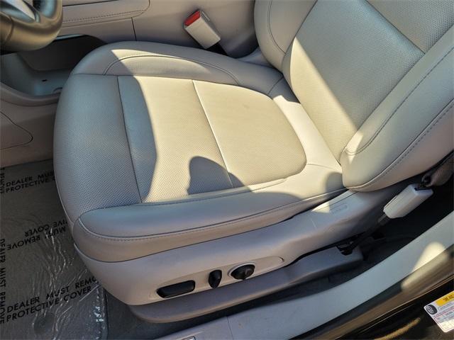 used 2023 GMC Acadia car, priced at $25,928