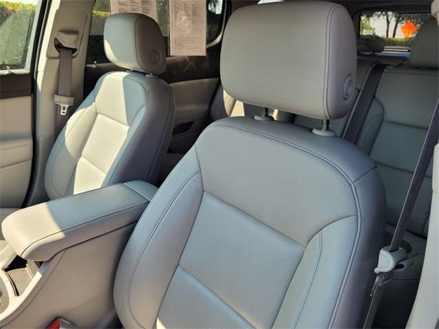 used 2023 GMC Acadia car, priced at $25,928