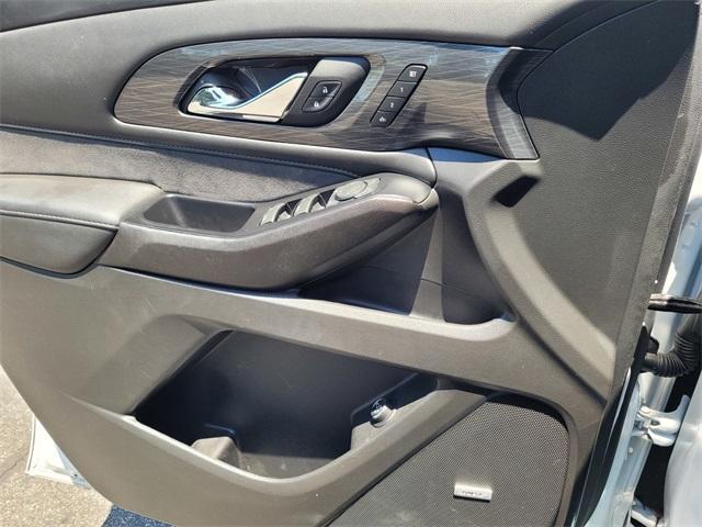 used 2022 Chevrolet Traverse car, priced at $34,995