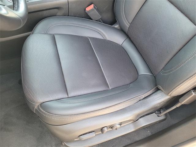 used 2022 Chevrolet Traverse car, priced at $34,995