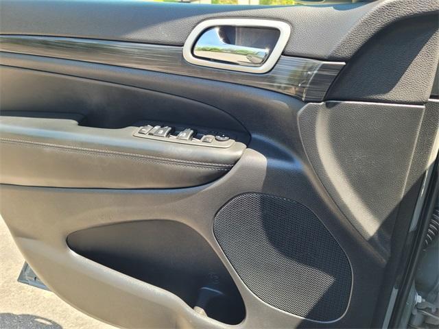 used 2022 Jeep Grand Cherokee WK car, priced at $33,985