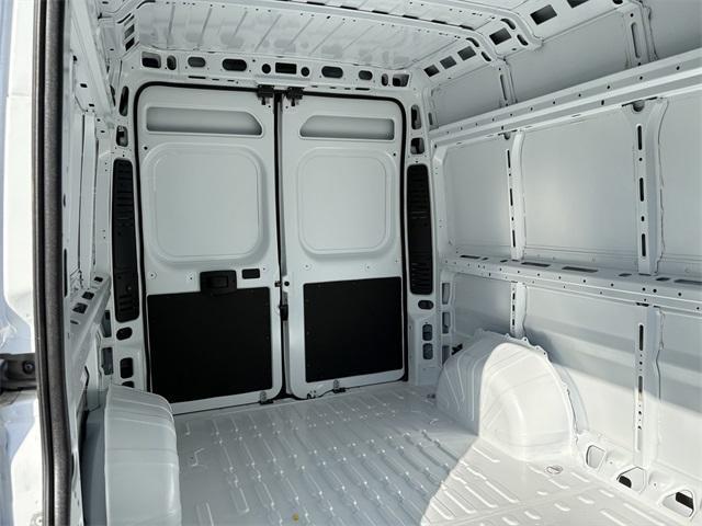 new 2025 Ram ProMaster 2500 car, priced at $51,940