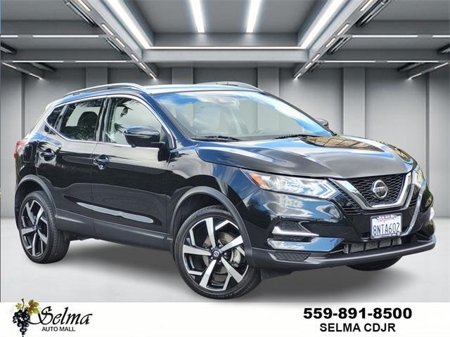 used 2020 Nissan Rogue Sport car, priced at $21,877