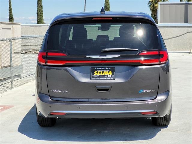 new 2023 Chrysler Pacifica Hybrid car, priced at $45,888