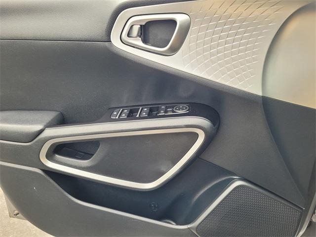 used 2023 Kia Soul car, priced at $16,092