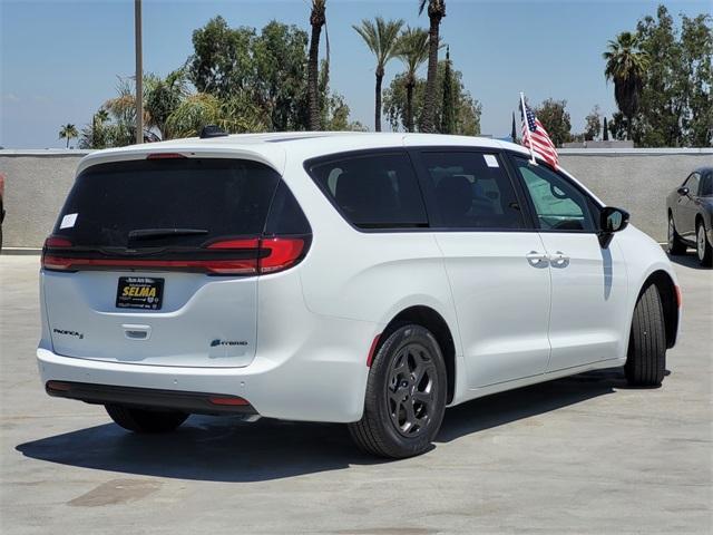 new 2023 Chrysler Pacifica Hybrid car, priced at $52,529