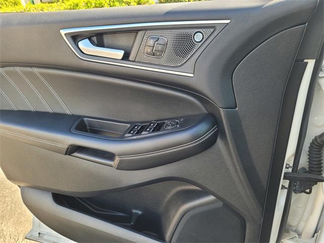 used 2022 Ford Edge car, priced at $30,457
