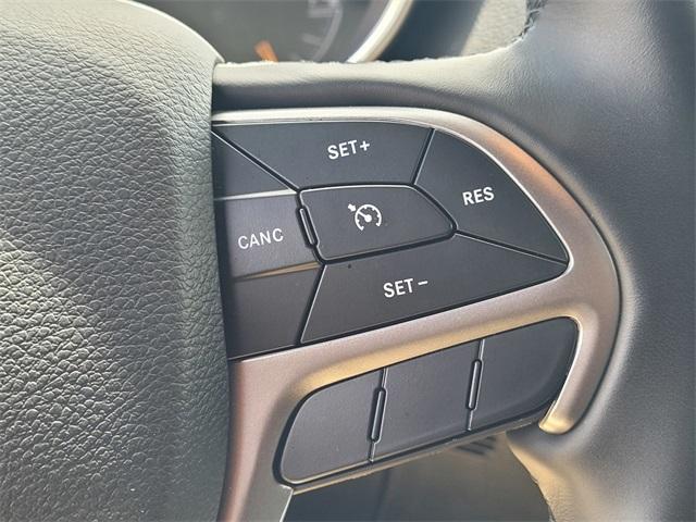 used 2021 Jeep Grand Cherokee car, priced at $32,028